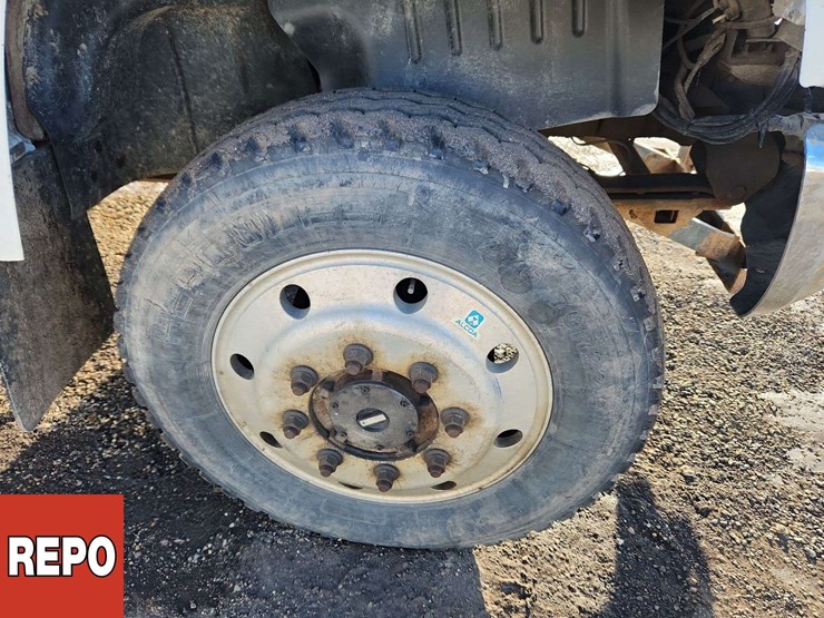 2007-gmc-topkick-c5500-image-13