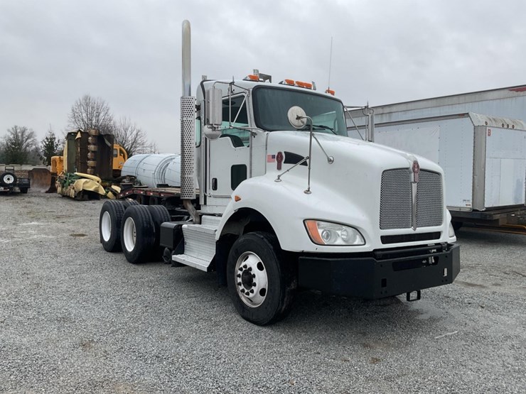 2015-kenworth-t400-image-13