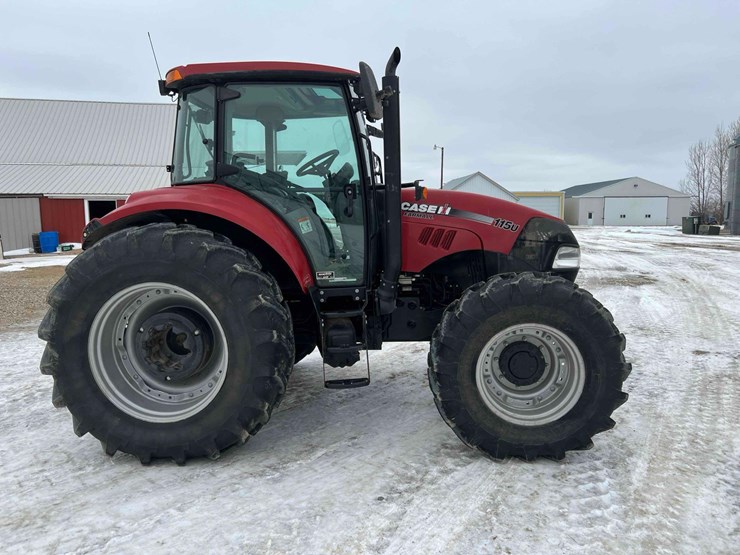 2014-case-farmall-115u-tractor-image-5