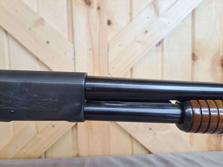 ithaca-model-37-20-gauge-pump-shotgun-image-9