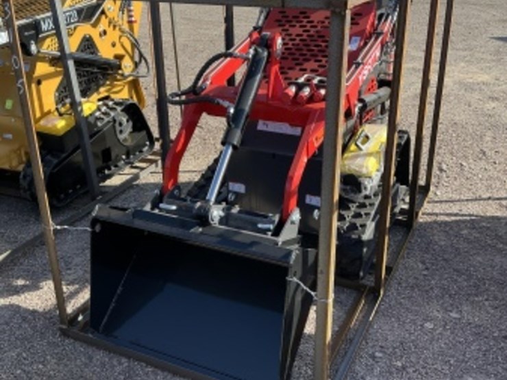 2025-agt-ysrt14-skid-steer-image-2