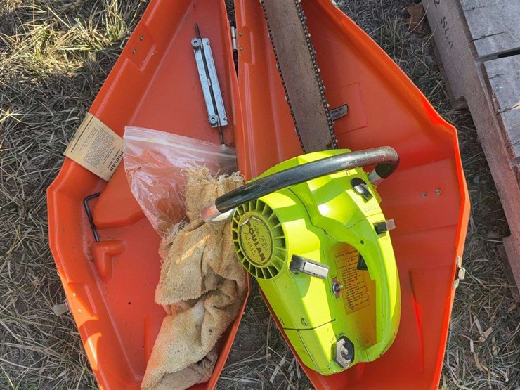 poulan-chain-saw-in-case-image-1
