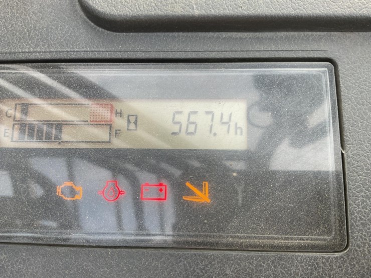 (inv.51000)-2016-toyota-8fdu18-diesel-forklift,-567-hours,-4000-cap,-3-stage-mast,-fork-positioner-image-12