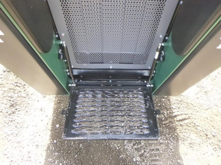 2026-kubota-d1703-image-14