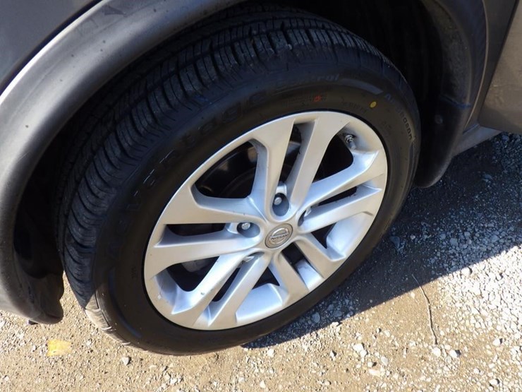 2014-nissan-juke-image-12