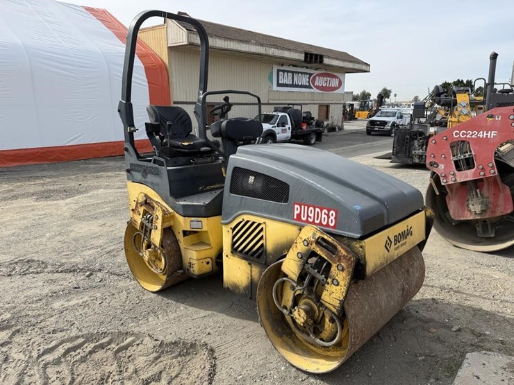 2014-bomag-bw120-image-2