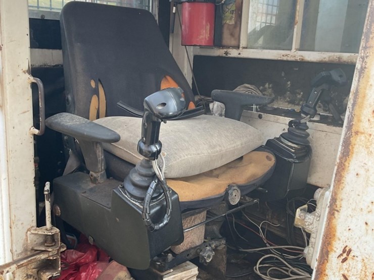 1995-timbco-t425-image-6