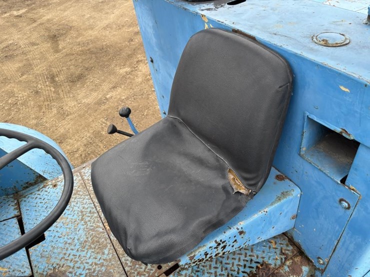 hyster-h300a-forklift-image-24