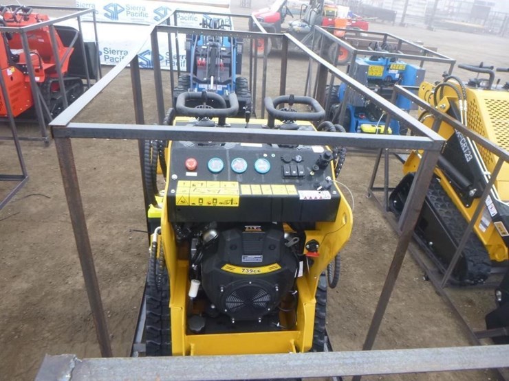 2025-agt-mx-crt23-skid-steer-track-loader-image-6