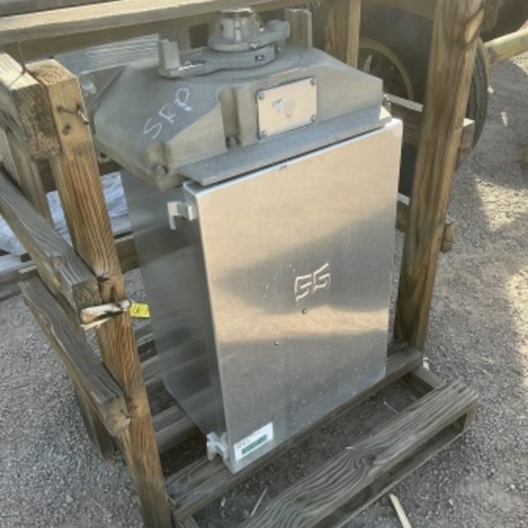 SS VM-1204 COMMERCIAL HIGH VOLTAGE ELECTRICAL