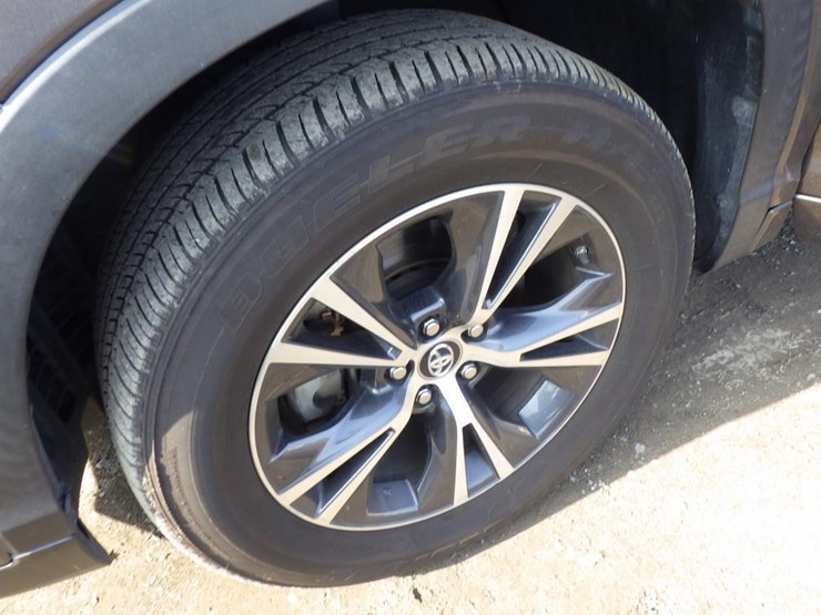 2017-toyota-highlander-image-13