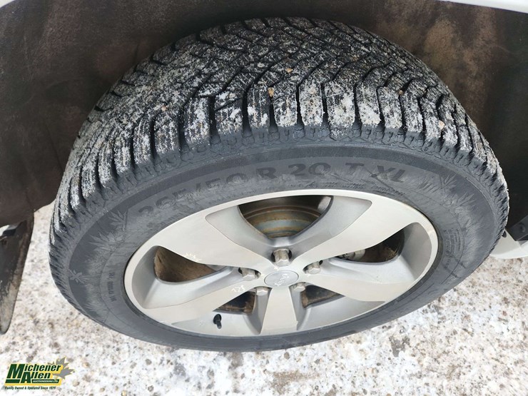 2014-jeep-grand-cherokee-image-13