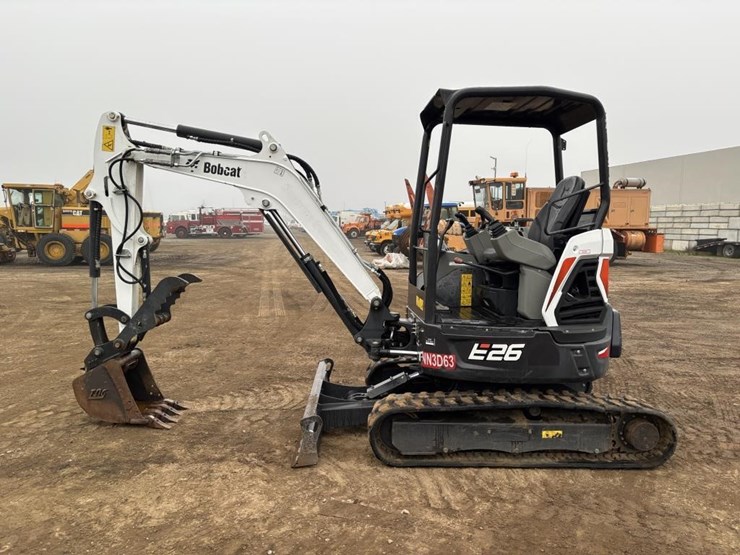 2021-bobcat-e26-image-5