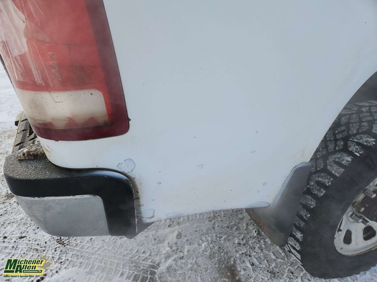 2011-gmc-sierra-3500hd-image-65