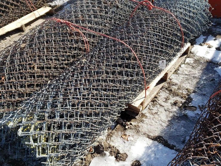 100ft-of-chain-link-fence-7ft-tall-image-1
