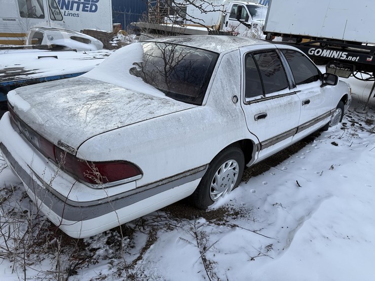 1992-mercuary-grand-marquis-image-6