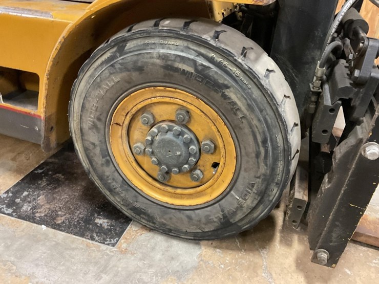 caterpillar-gp40-image-16