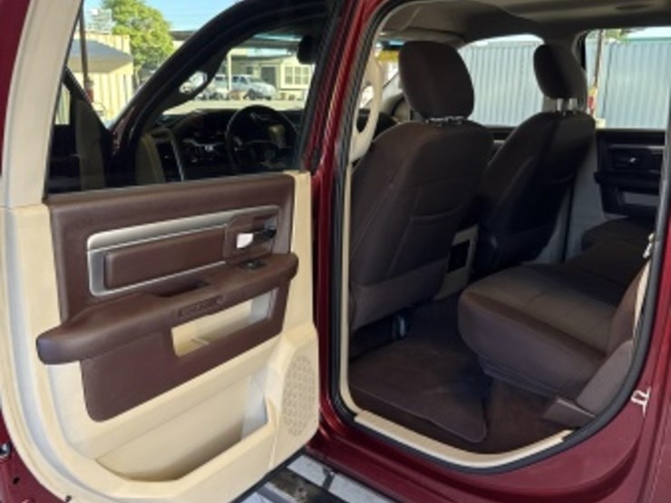 2017-ram-1500-lone-star-image-30