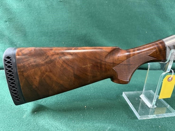 benelli-legacy-12-ga-shotgun-image-2