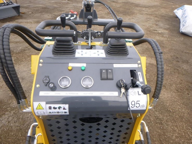 sdlanch-sdll60-skid-steer-track-loader-image-14