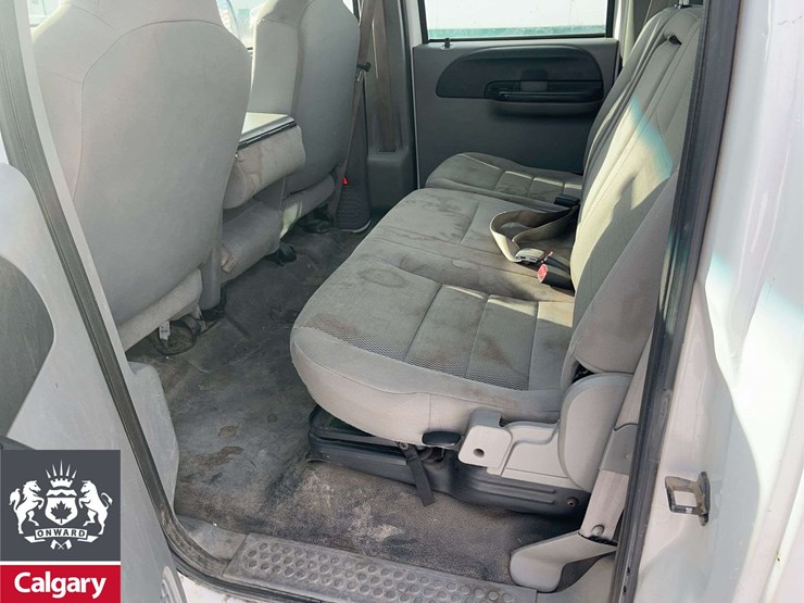 2006-ford-f350-image-19