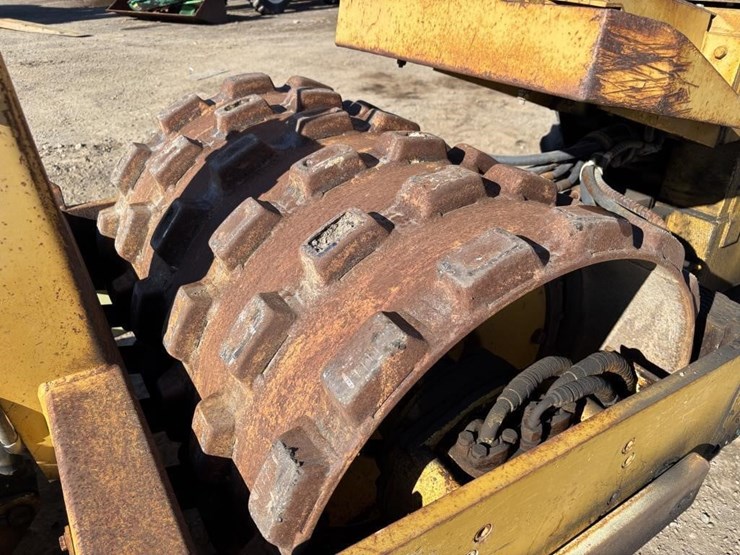 1999-rammax-vibratory-compactor-image-10