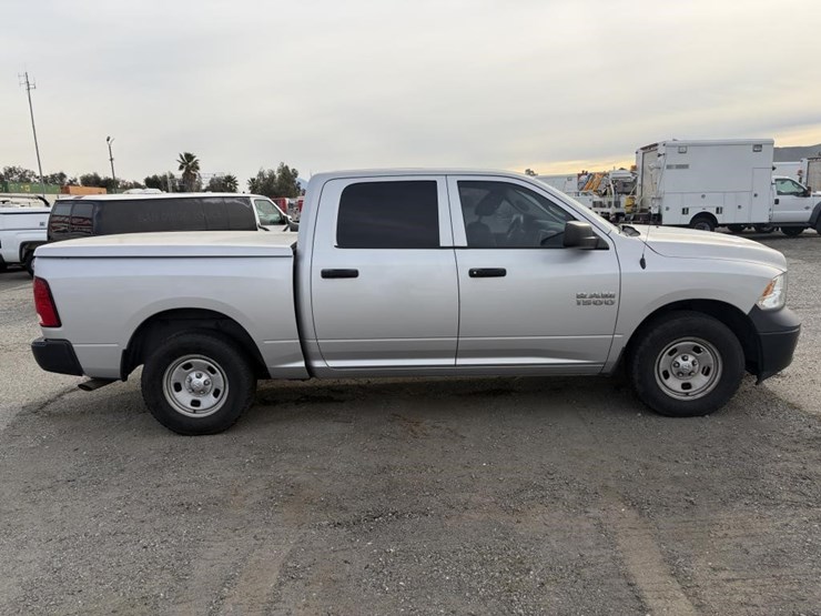 2017-dodge-ram-1500-image-8