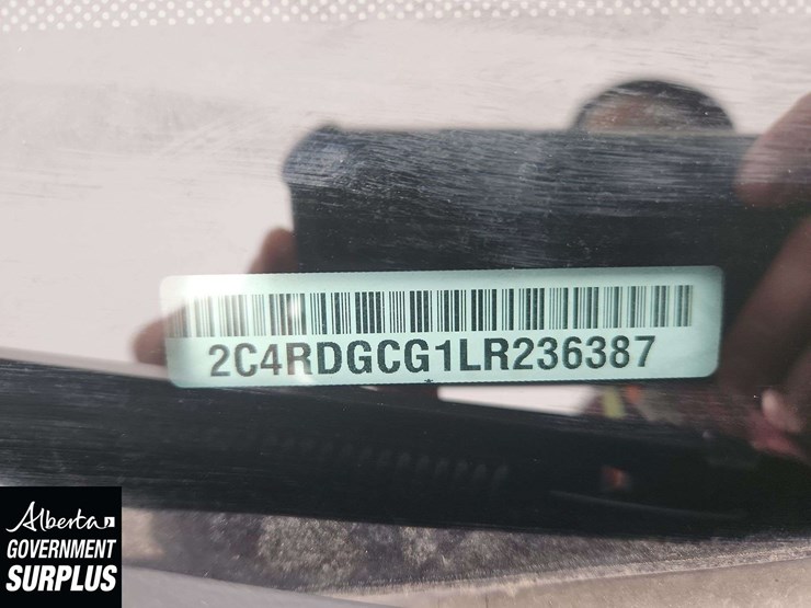 2020-dodge-grand-caravan-sxt-image-32