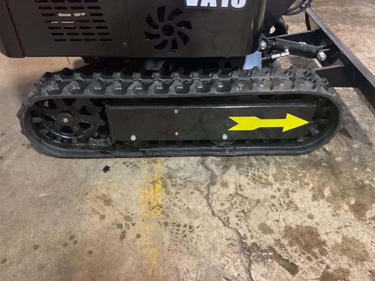 (inv.50031)-new-unused-miva-va13-mini-excavator,-13.5-gas-engine,-manual-thumb,-15"-bucket,-blade-image-14