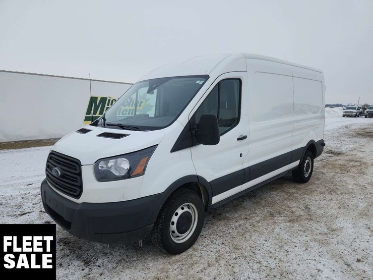 2017-ford-transit-image-1