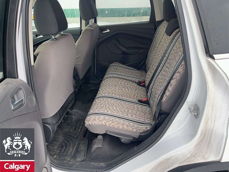 2016-ford-escape-se-image-15