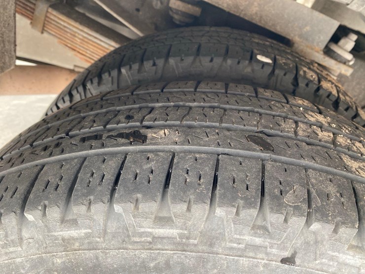 2014-ford-f350-sd-image-38