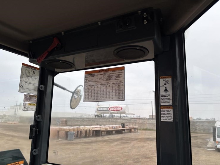 2016-mustang-800z-image-39