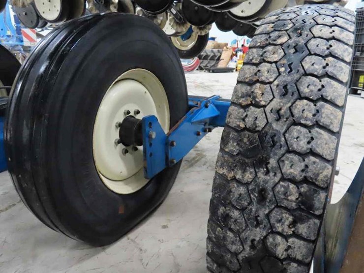 2007-kinze-3650-image-9