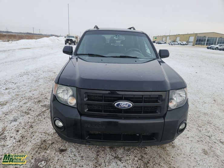 2012-ford-escape-xlt-image-19