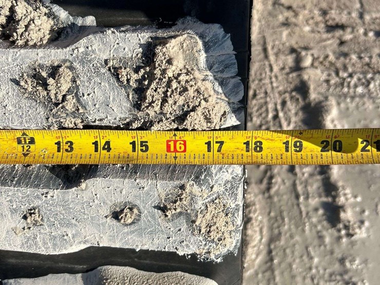 2023-deere-333g-image-18