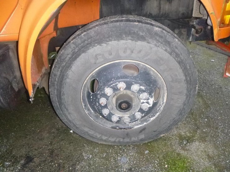 1999-international-4900-image-28