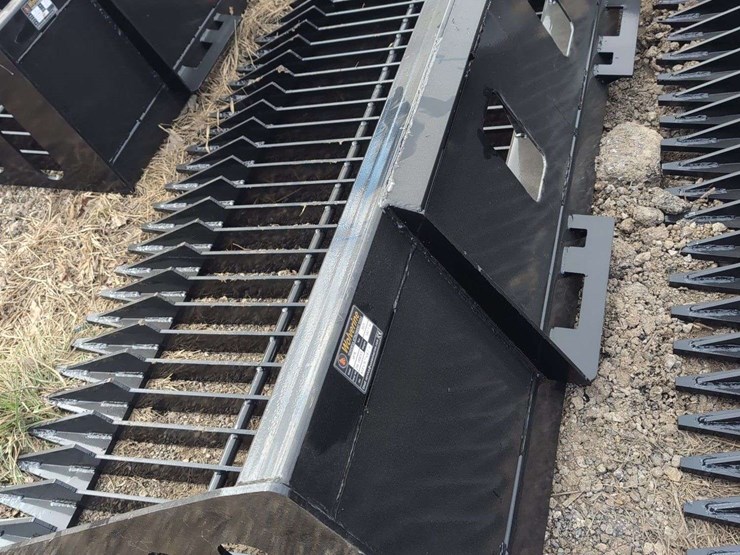 wolverine-skid-steer-sb78-rock-bucket---78"-image-2