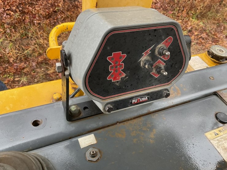 komatsu-d41e-6-image-15