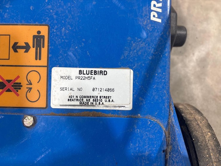 blue-bird-power-rake-image-7