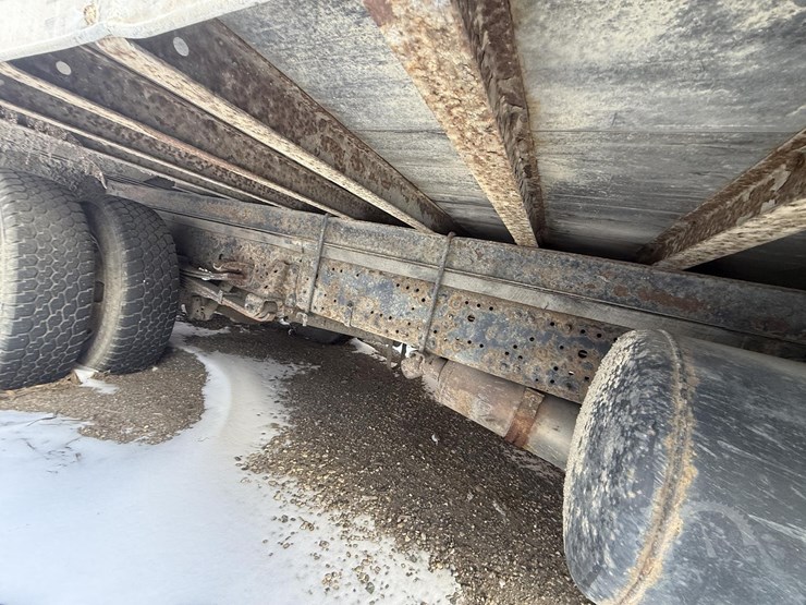 2000-isuzu-npr-image-24