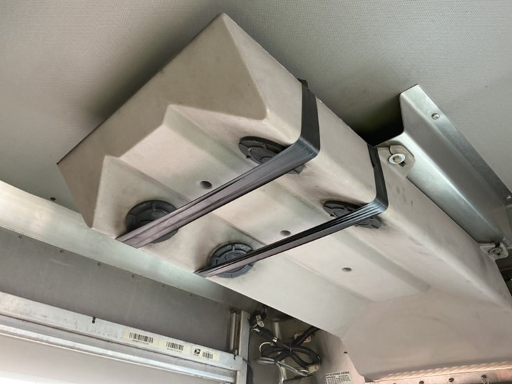 2002-workhorse-p20-delivery-van-image-24