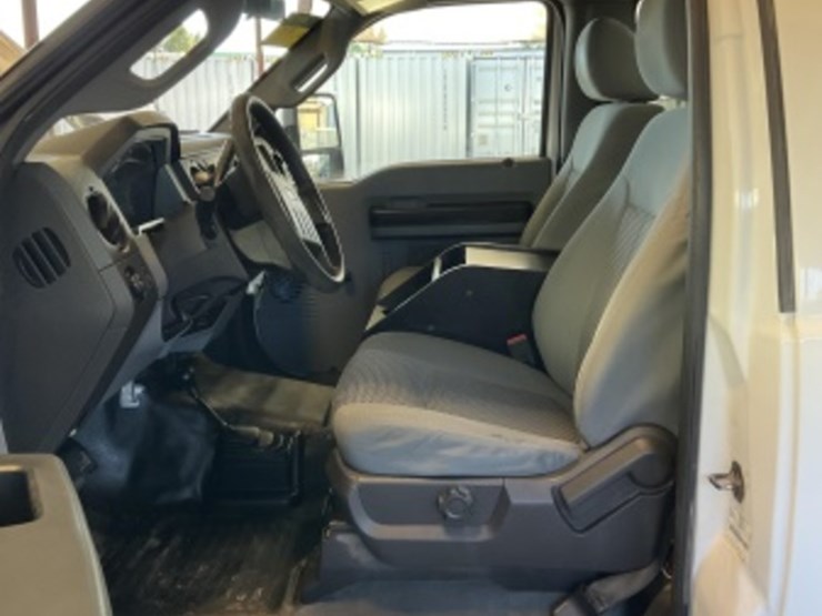 2013-ford-f350-image-21