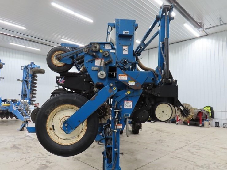 2007-kinze-3650-image-4