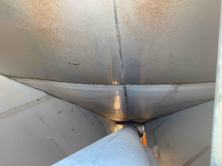 adams-ss-fertilizer-bed-image-32