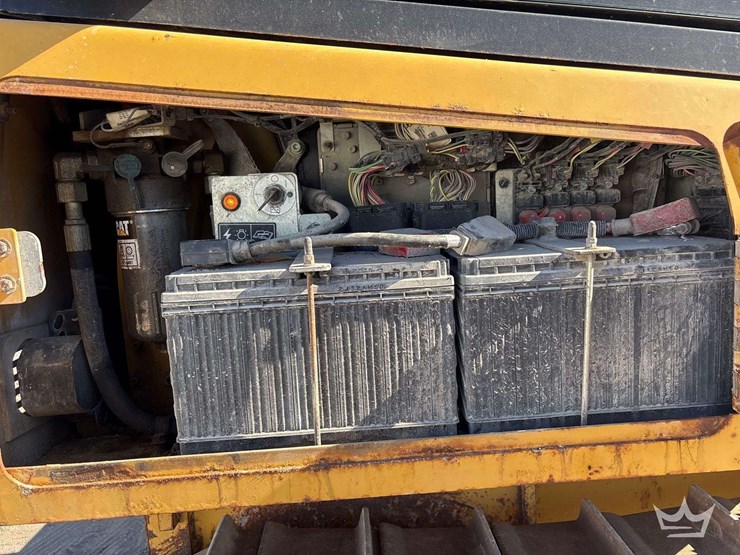2019-caterpillar-d5k2-lgp-image-8