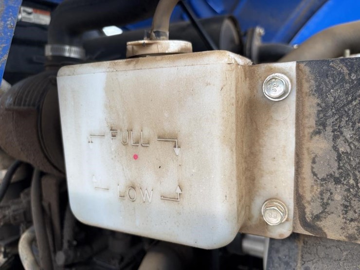 2021-new-holland-workmaster-25-image-43