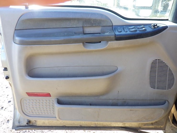 2001-ford-f450-image-22