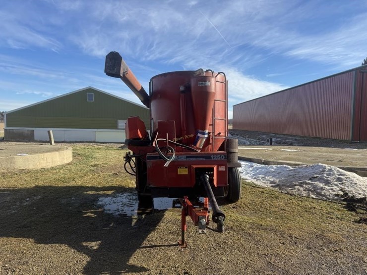 case-ih-1250-image-2