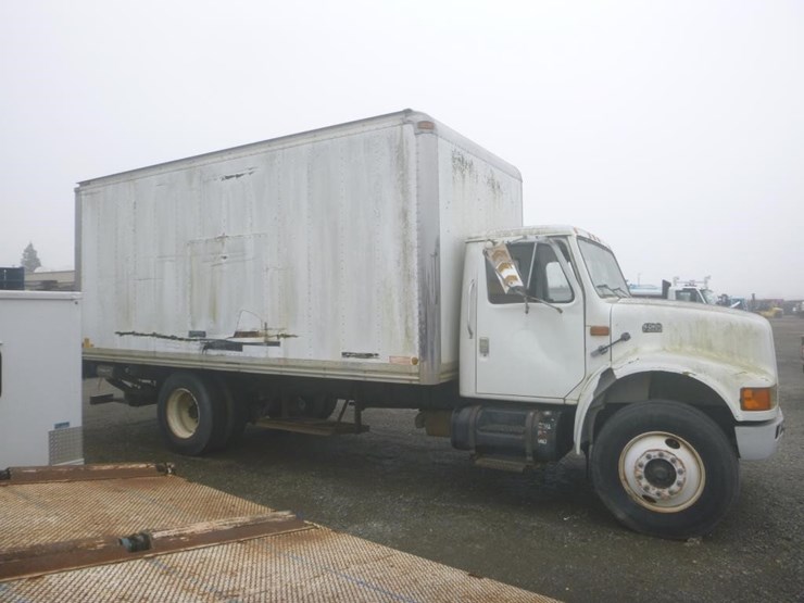 1997-international-4700-image-7